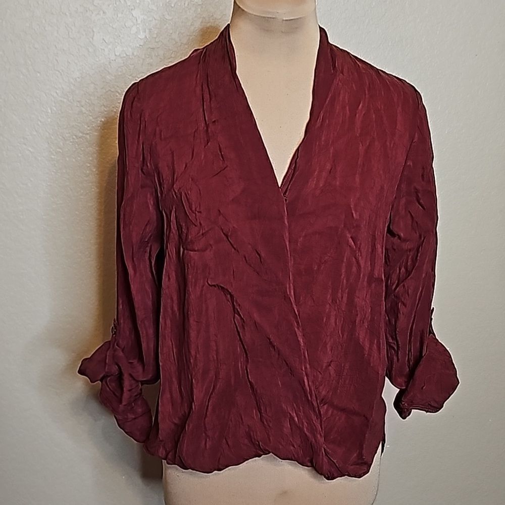 Maven West‎ XS Burgundy Surplice neckline blouse top